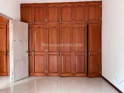 Casa de 3 alcobas en venta en Loma Del Chocho, Envigado, 230 m² · foto 16 de 20