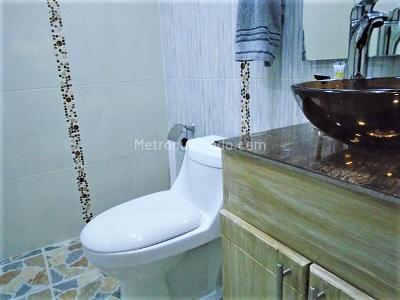 Apartamento de 2 alcobas en venta en El Poblado, Medellín, 150 m² · foto 13 de 13
