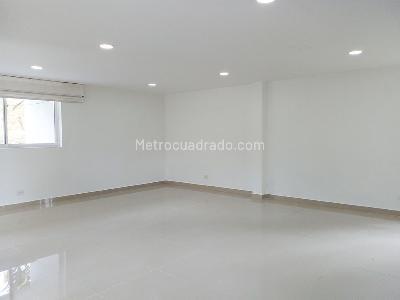 Casa de 4 alcobas en venta en Alto Del Escobero, Envigado, 425 m² · foto 4 de 20