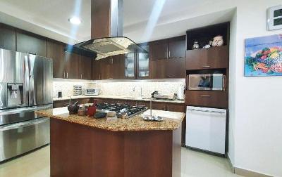 Apartamento de 3 alcobas en venta en El Tesoro, Medellín, 230 m² · foto 5 de 14