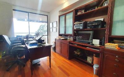 Apartamento de 3 alcobas en venta en El Tesoro, Medellín, 230 m² · foto 7 de 14
