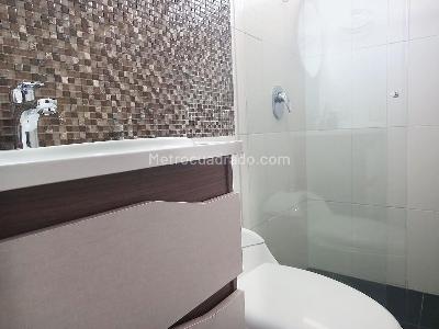 Apartamento de 2 alcobas en arriendo en Villa Carlota, Medellín, 75 m² · foto 10 de 11