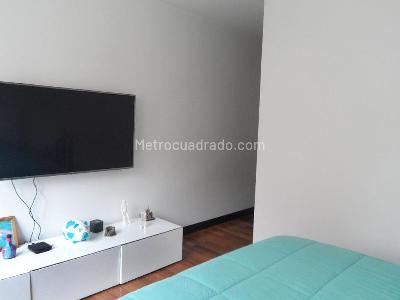 Apartamento de 3 alcobas en arriendo en El Poblado, Medellín, 250 m² · foto 13 de 16
