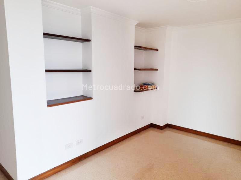 3BR Apartment for Rent in El Poblado (Alejandría) - 2
