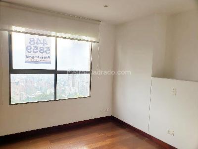 Apartamento en venta en El Poblado, Medellín · foto 11 de 18