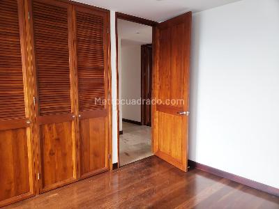 Apartamento en venta en El Poblado, Medellín · foto 14 de 18