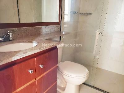 Apartamento en venta en El Poblado, Medellín · foto 16 de 18