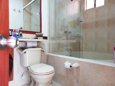 Apartamento en venta en El Poblado, Medellín · foto 13 de 15