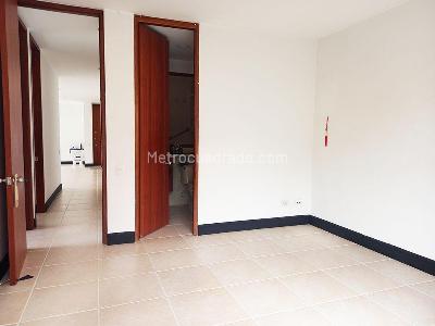 Apartamento en venta en El Poblado, Medellín · foto 9 de 15