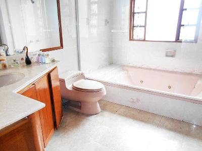 Casa de 4 alcobas en venta en El Poblado, Medellín, 400 m² · foto 18 de 20
