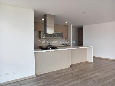 Apartamento de 2 alcobas en venta en El Poblado, Medellín, 148 m² · foto 6 de 20