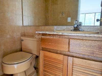 Apartamento de 3 alcobas en venta en El Poblado, Medellín, 147 m² · foto 16 de 19