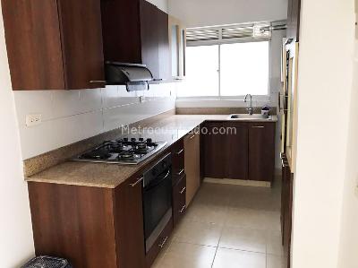Apartamento en arriendo en Envigado, Envigado · foto 3 de 13