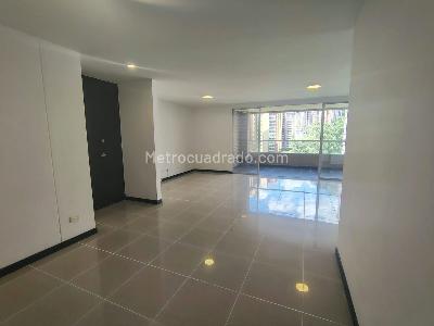 Apartamento de 3 alcobas en arriendo en El Poblado, Medellín, 140 m² · foto 3 de 20