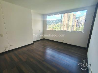 Apartamento de 3 alcobas en arriendo en El Poblado, Medellín, 140 m² · foto 12 de 20