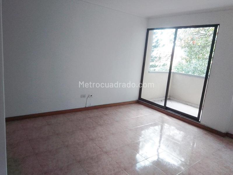 3BR Apartment for Rent in El Poblado (Aguacatala) near Oviedo Mall - 2