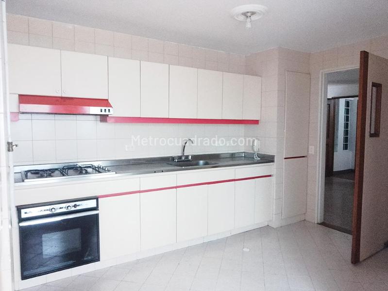3BR Apartment for Rent in El Poblado (Aguacatala) near Oviedo Mall - 8