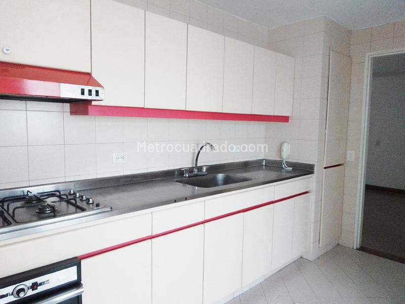 3BR Apartment for Rent in El Poblado (Aguacatala) near Oviedo Mall - 9