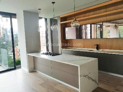 Apartamento de 3 alcobas en venta en El Poblado, Medellín, 255 m² · foto 5 de 16