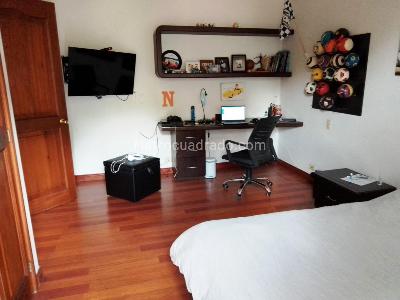 Casa de 3 alcobas en venta en El Poblado, Medellín, 298 m² · foto 13 de 20
