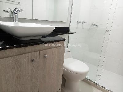 Apartamento en venta en El Poblado, Medellín · foto 15 de 16