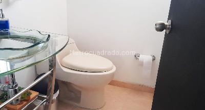 Casa de 3 alcobas en venta en El Poblado, Medellín, 161 m² · foto 10 de 14