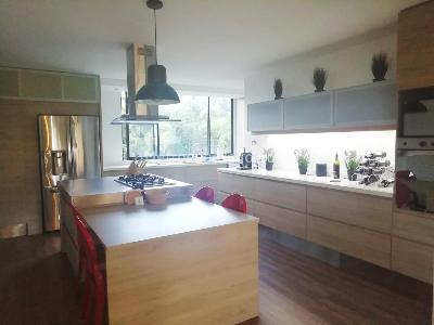 Apartamento en venta en El Poblado, Medellín · foto 4 de 19