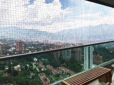 Apartamento de 3 alcobas en venta en El Poblado, Medellín, 240 m² · foto 18 de 18