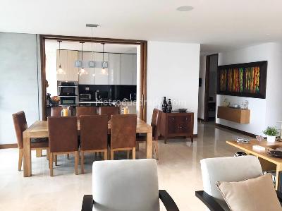 Apartamento de 3 alcobas en venta en El Poblado, Medellín, 240 m² · foto 6 de 18