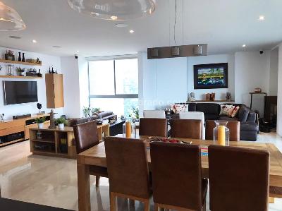Apartamento de 3 alcobas en venta en El Poblado, Medellín, 240 m² · foto 7 de 18