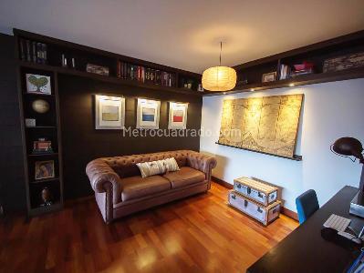 Apartamento de 3 alcobas en venta en La Florida, Medellín, 298 m² · foto 9 de 18