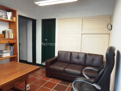 Casa de 5 alcobas en venta en Envigado, Envigado, 298 m² · foto 13 de 19