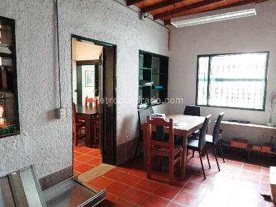 Casa de 5 alcobas en venta en Envigado, Envigado, 298 m² · foto 6 de 19