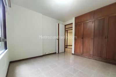 Apartamento en venta en El Poblado, Medellín · foto 11 de 15