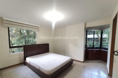 Apartamento en venta en El Poblado, Medellín · foto 8 de 15
