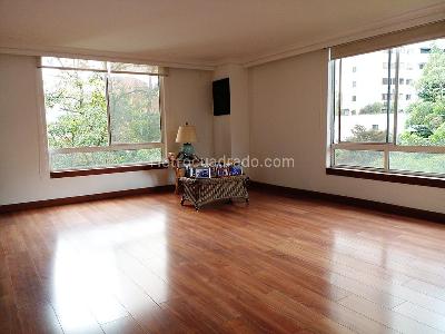 Apartamento de 3 alcobas en venta en El Poblado, Medellín, 435 m² · foto 12 de 20