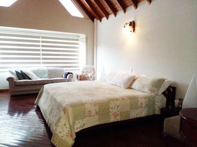 Casa de 3 alcobas en venta en El Poblado, Medellín, 229 m² · foto 10 de 20