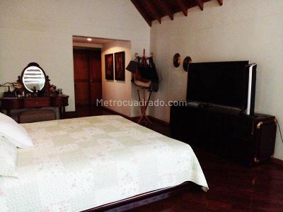 Casa de 3 alcobas en venta en El Poblado, Medellín, 229 m² · foto 11 de 20