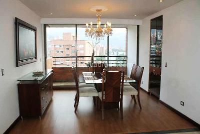 Apartamento en venta en El Poblado, Medellín · foto 2 de 10