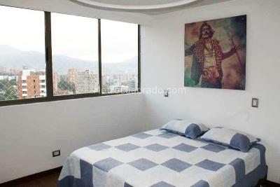 Apartamento en venta en El Poblado, Medellín · foto 8 de 10