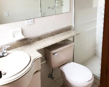 Apartamento en venta en El Poblado, Medellín · foto 8 de 11