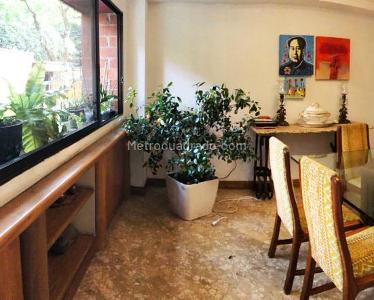 Apartamento de 3 alcobas en venta en Patio Bonito, Medellín, 215 m² · foto 4 de 11