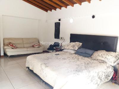 Casa de 3 alcobas en venta en Envigado, Envigado, 300 m² · foto 10 de 18