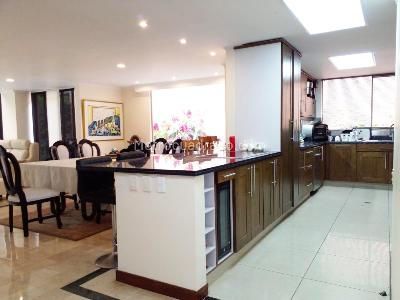 Casa de 3 alcobas en venta en Envigado, Envigado, 300 m² · foto 4 de 18