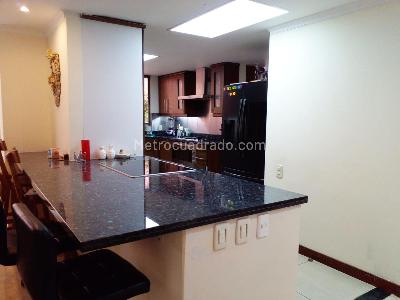 Casa de 3 alcobas en venta en Envigado, Envigado, 300 m² · foto 7 de 18