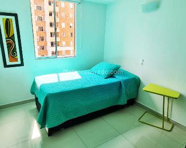 Apartamento de 3 alcobas en arriendo en Poblado Ciudad Del Rio, Medellín, 76 m² · foto 8 de 12