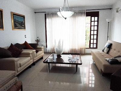 Casa de 5 alcobas en venta en Alejandría, Medellín, 500 m² · foto 2 de 20