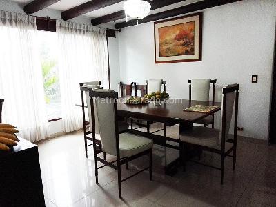 Casa de 5 alcobas en venta en Alejandría, Medellín, 500 m² · foto 4 de 20