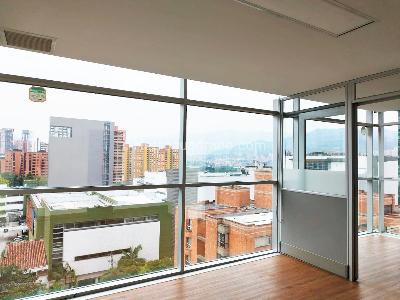 Office for rent in EL POBLADO, Medellín