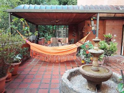 Apartamento de 3 alcobas en venta en Alejandría, Medellín, 200 m² · foto 18 de 19